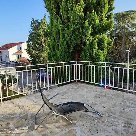 Nada Apartman *