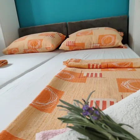 Nada Apartment *